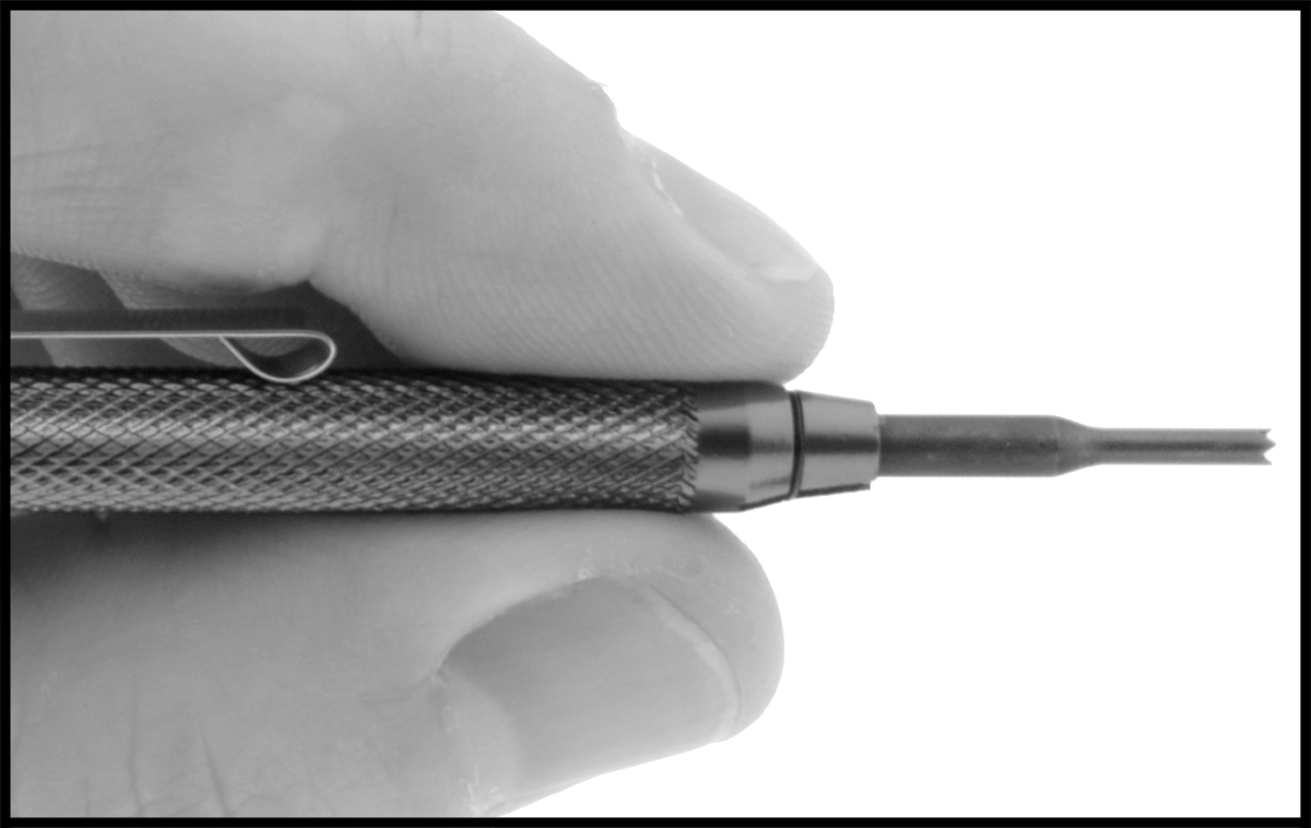 Minyatür Vida Çıkarıcı, 1.1 mm ve 1.5 mm Vida Girintisi Genişliği için