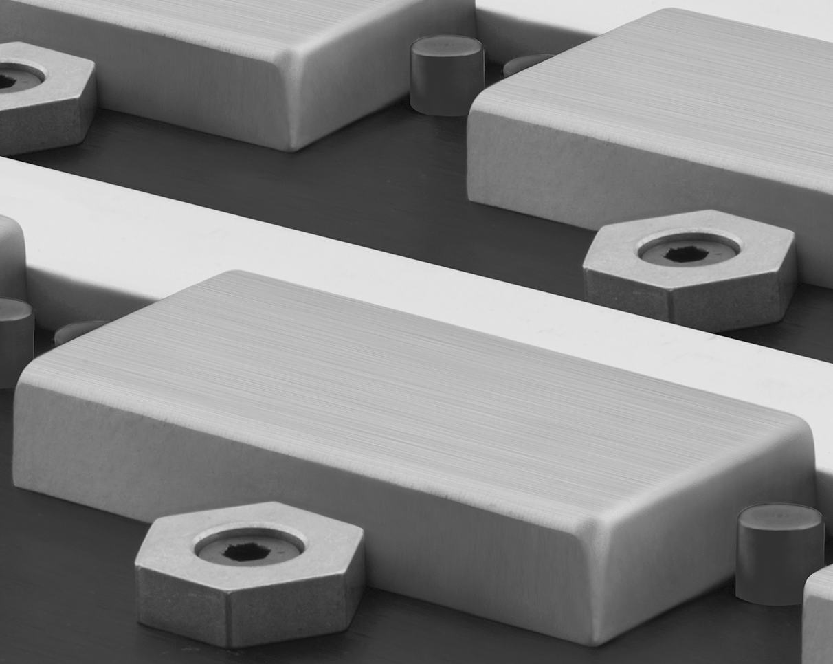 Fikstür Kelepçesi, 7.93 mm Genişlik x 2.8 mm Yükseklik Pirinç Başlık