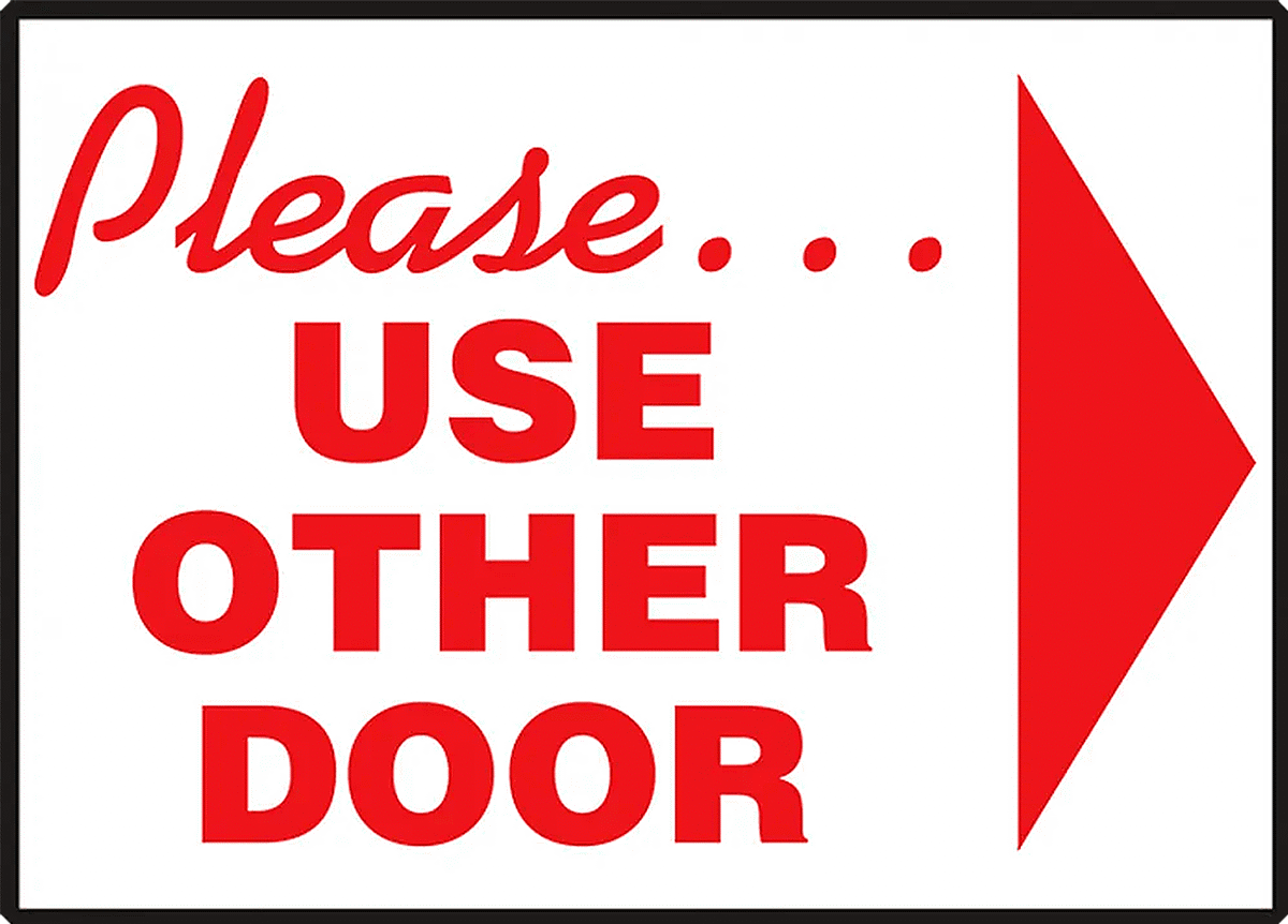 Kapı Etiketi, Lütfen...Diğer Kapı Mesajını Kullanın, Sağ Oklu — Arrow, Please Use Other Door, Dikdörtgen, Yapışkan Arka Yüz